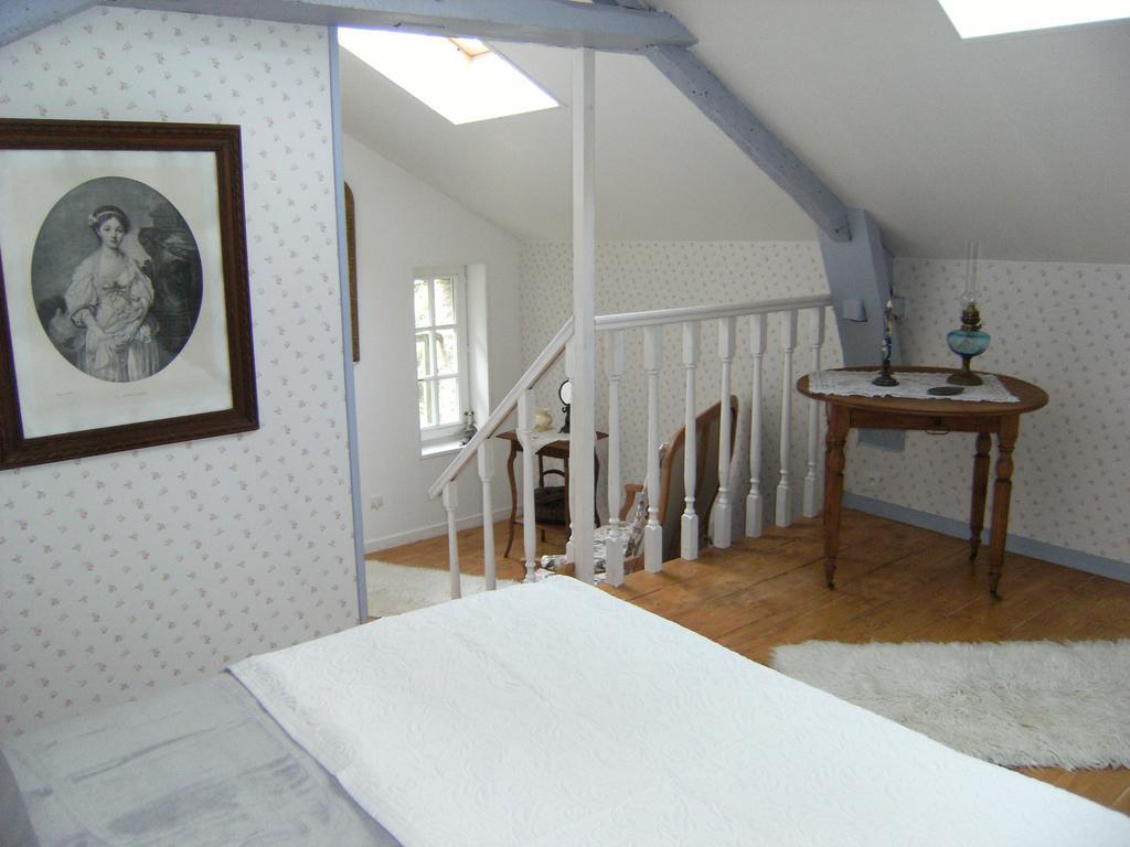 Bed and Breakfast Le Relais Du Mont Chauve Caumont-Sur-Aure Exterior foto